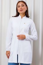 jaleco-branco-oxfordine-poliester-manga-longa-gola-padre-estudante-medicina-estetica-clinica-saude-feminino-chique