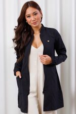 jaleco-preto-oxfordine-poliester-manga-longa-gola-padre-slim-estudante-medicina-estetica-clinica-saude-feminino (1)