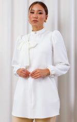jaleco-branco-alfaiataria-elegante-chique-off-white-laço-chiffon-diferenciado-medica-esteticista-clinicas-saude