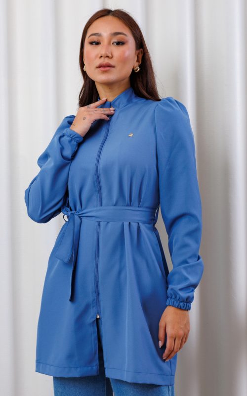 jaleco-oxfordine-azul-jeans-funcional-poliester-gola-padre-ziper-confortavel-medicas-clinicas-esteticas-saude