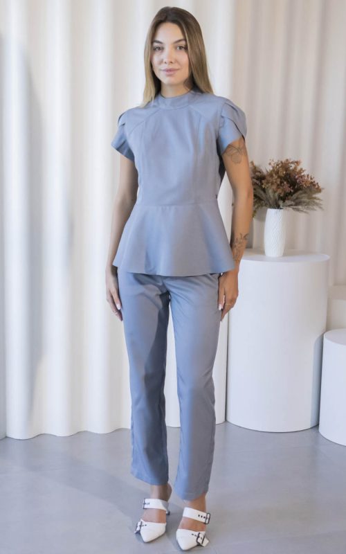 jussara-nunes-loja-jalecos-scrubs-femininos-conjuntos-pijama-cirurgico-uniforme-personalizado