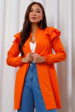 jaleco-laranja-oxfordine-babados-slim-colorido-elastico-punho-tapa-ziper-gola-padre-bolsos-funcionais-estetica-enfermagem-saude-mulherr