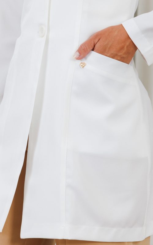 jaleco-branco-gabardine-botoes-feminino-poliester-basico-classico-atemporal-medica-enfermeira-mulher-saude