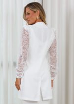 jaleco-off-white-gabardine-renda-elegante-chique-botao-perola-chique-feminino-doutora-saude
