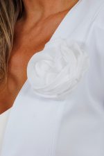 jaleco-feminino-off-white-alfaiataria-elegance-flor-broche-chiffon-medicas-doutoras-saude-mulher