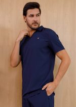 scrub-masculino-azul-marinho-joao-elastano-versatil-manga-curta-calça-profissional-saude-homem