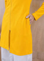 jaleco-feminino-malha-amarelo-funcional-maleavel-confortavel-clinica-estetica-medica-saude-mulher