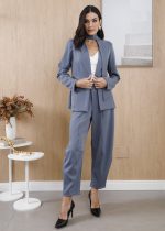 conjunto-feminino-cinza-alfaiataria-bi-elastic-moderno-elegante-blazer-calça-doutoras-estetica-clinicas-mulher-saude